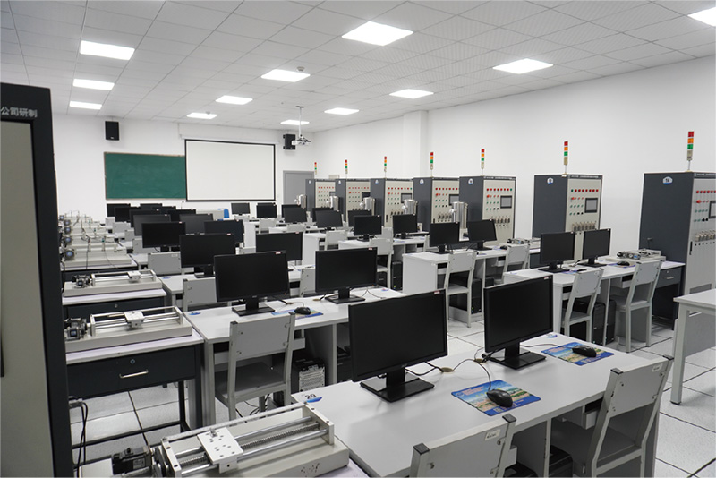 虚实一体智能制造实训区