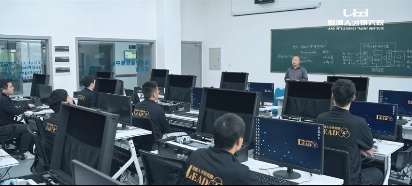 【技赋北仑・工匠出彩】免费公益课来袭！电气工程师技能精进营活动火热报名中！