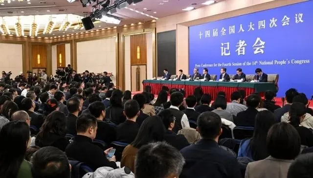 两会看职教｜500个产教融合基地加速落地，利德以智能制造样板赋能高质量发展